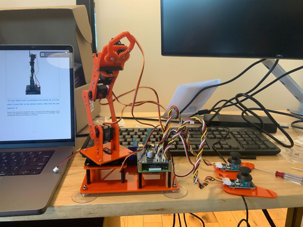 Mise en place du bras robotique.